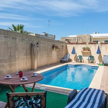 Ta' Bejza Holiday - 5 Bedroom * Xewkija