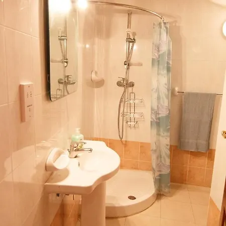 Ta' Bejza Holiday - 5 Bedroom بيت للعطل Xewkija