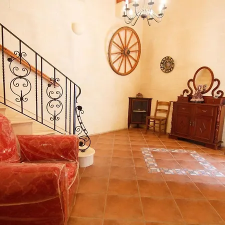 Ta' Bejza Holiday - 5 Bedroom