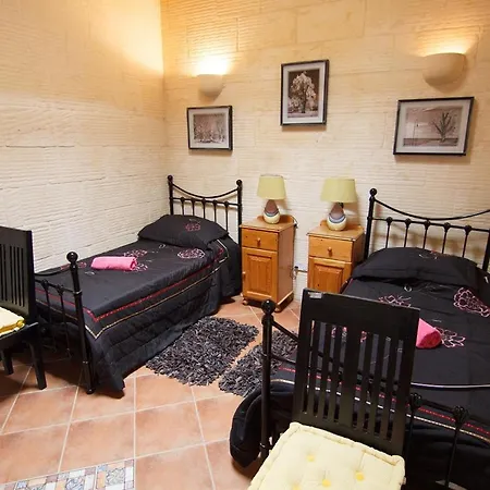 Ta' Bejza Holiday - 5 Bedroom Σπίτι διακοπών