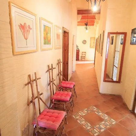 Ta' Bejza Holiday - 5 Bedroom Σπίτι διακοπών *