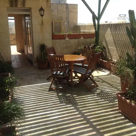 Ta' Bejza Holiday - 5 Bedroom Σπίτι διακοπών Xewkija