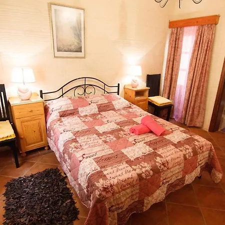 Ta' Bejza Holiday - 5 Bedroom Σπίτι διακοπών Xewkija